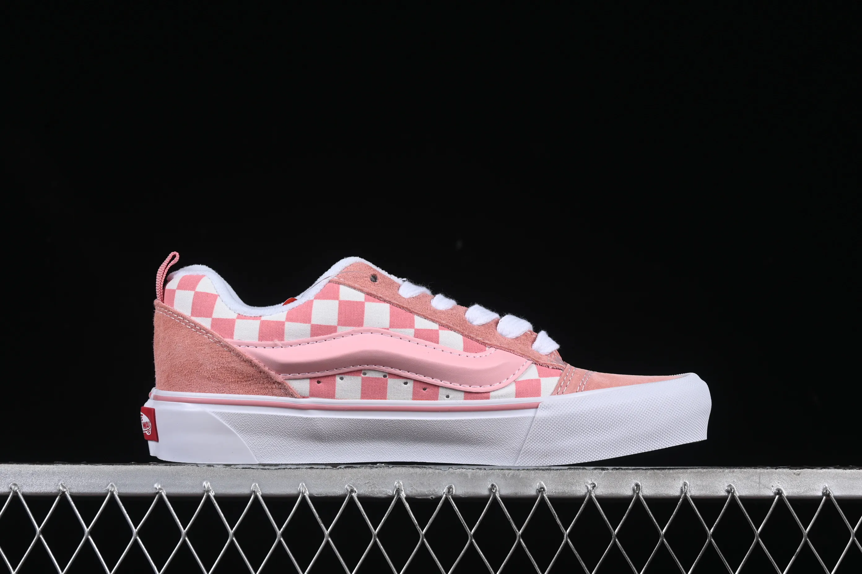 All categories Vans Vans series Vans Low Vans low-top Vans Knu Skool girly pink plaid comfortable and fashionable non-slip wear-resistant low-top casual bread shoes VN0009QCREV